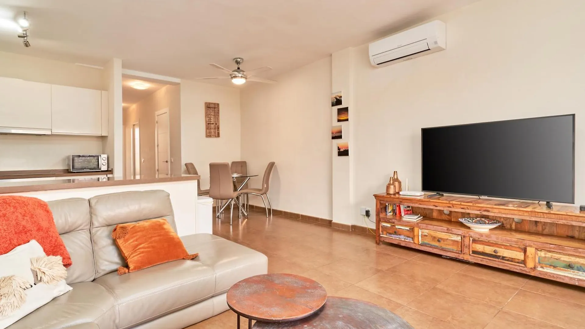 Luxury 1St Floor Apartment In Nerja
