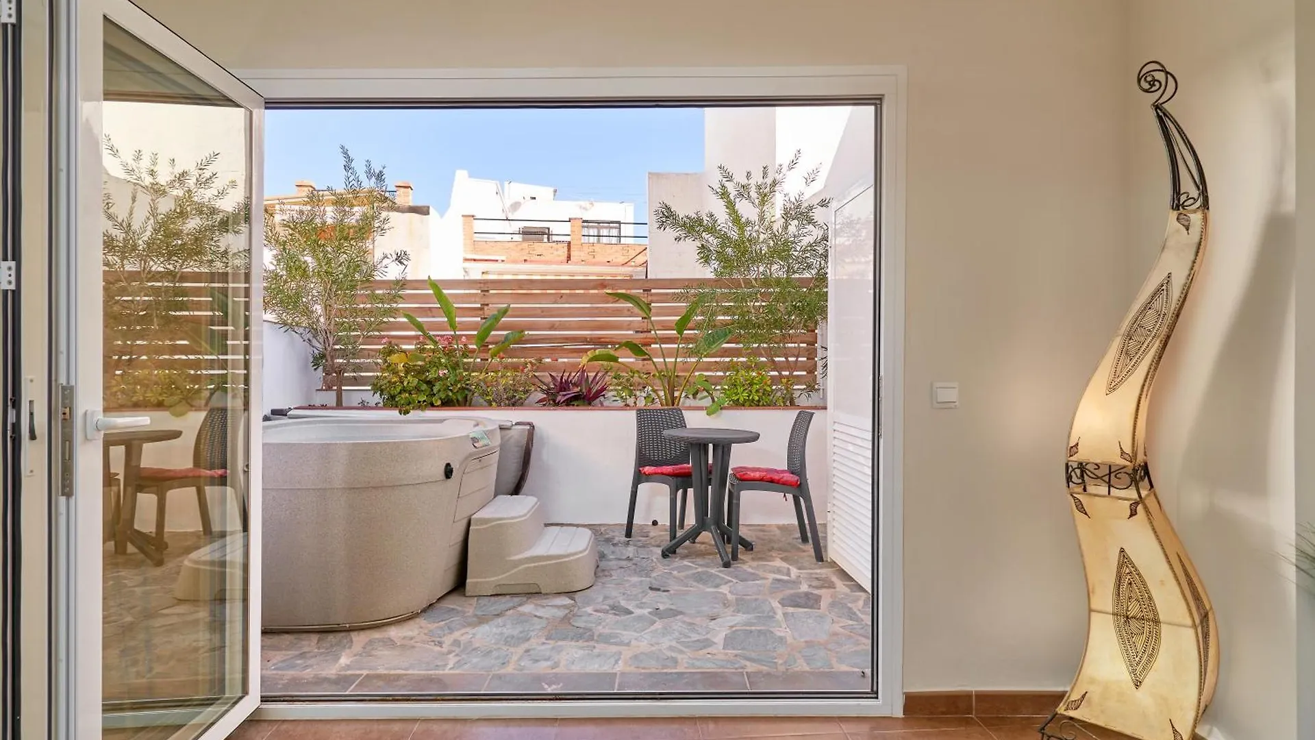 Luxury 1St Floor Apartment In Nerja