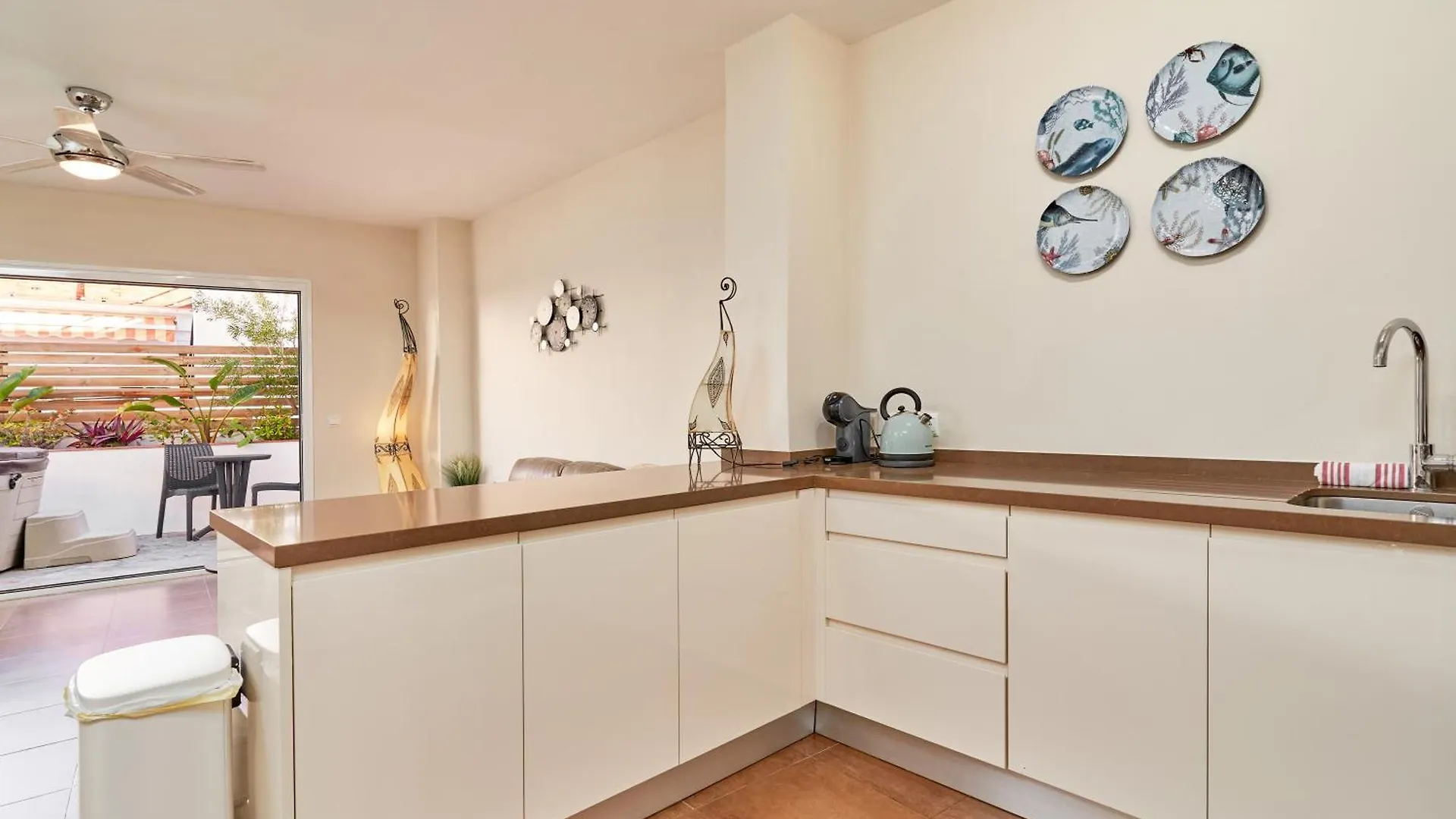 Luxury 1St Floor Apartment In Nerja